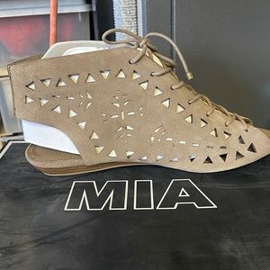 MIA Lucy Spring Taupe Sandals